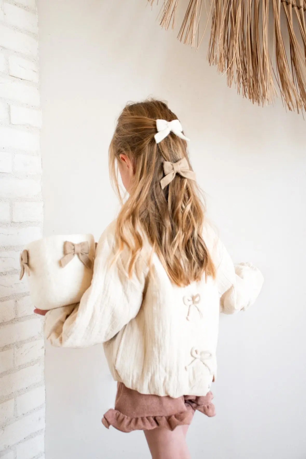 Duo de Barrettes en Laine Feutrée – Écru & Beige Bee Bohème