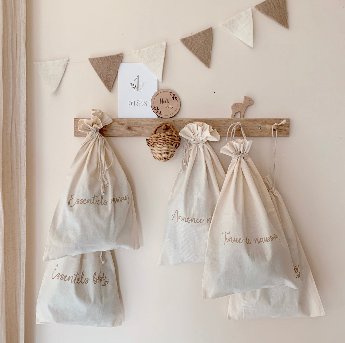 Pochons pour organiser la valise de maternité et les affaires de bébé